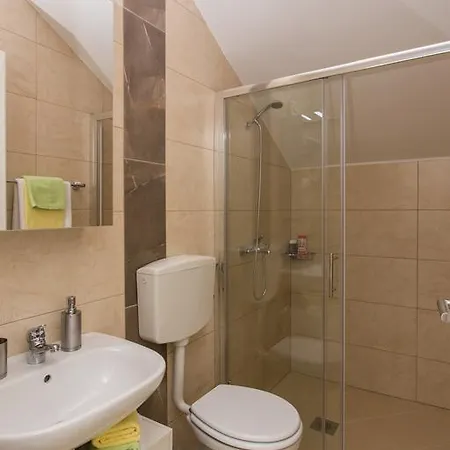 Porat Apartment